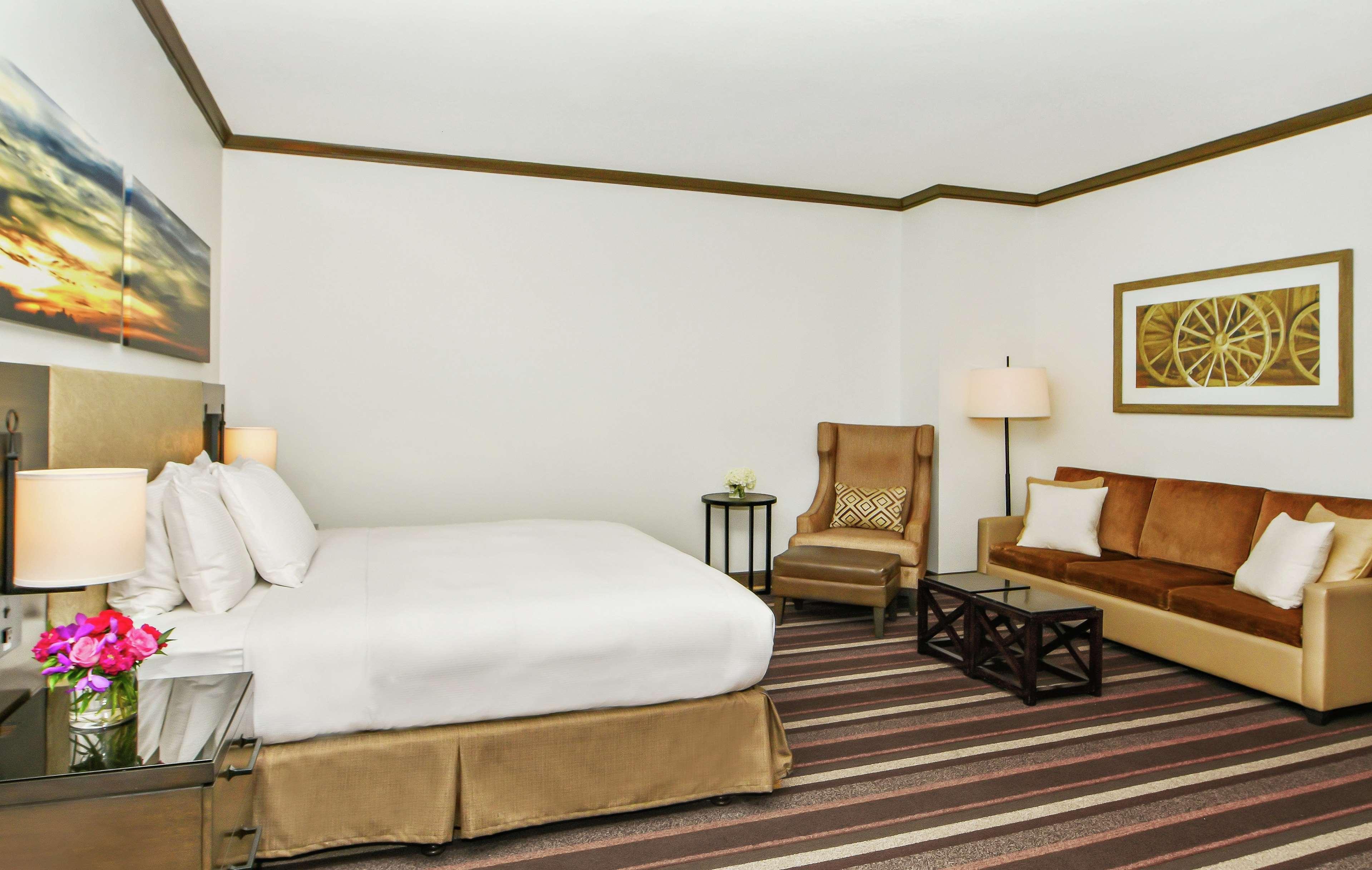 Hilton Dallas-Park Cities Esterno foto